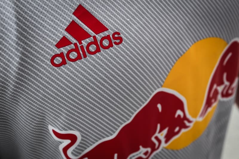 El logo comercial de la bebida energética domina el panorama. (New York Red Bulls)