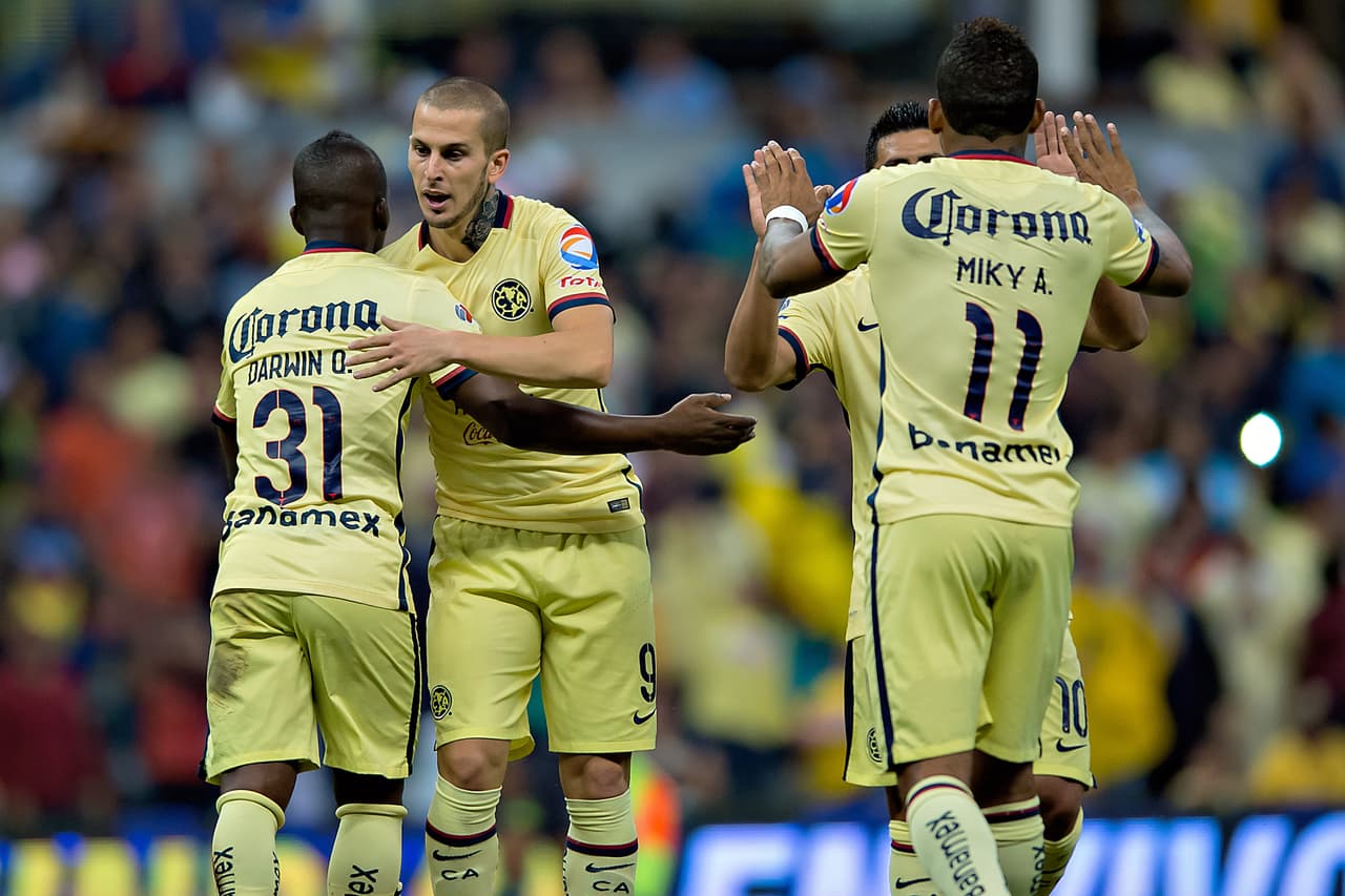 Pero no todo era esperanza en el América pues había hombres que no terminaban por encajar ya sea por cuestiones futbolísitcas o confianza personal.