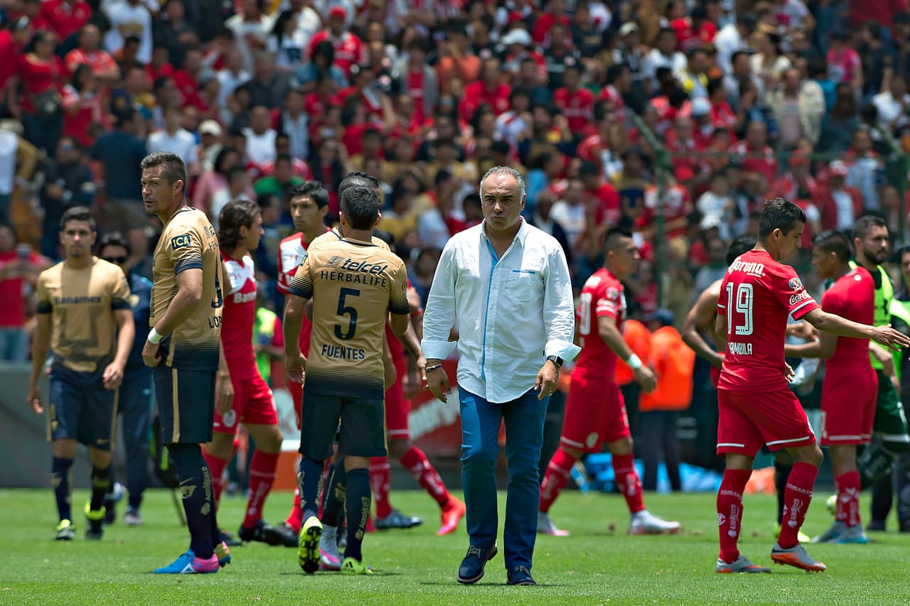 Pero en la fecha dos ante Toluca el cuadro de Guillermo Vázquez no mostró actitud para levantarse del 2-0 en contra a pesar de que Britos entró para acercarlos con una anotación.