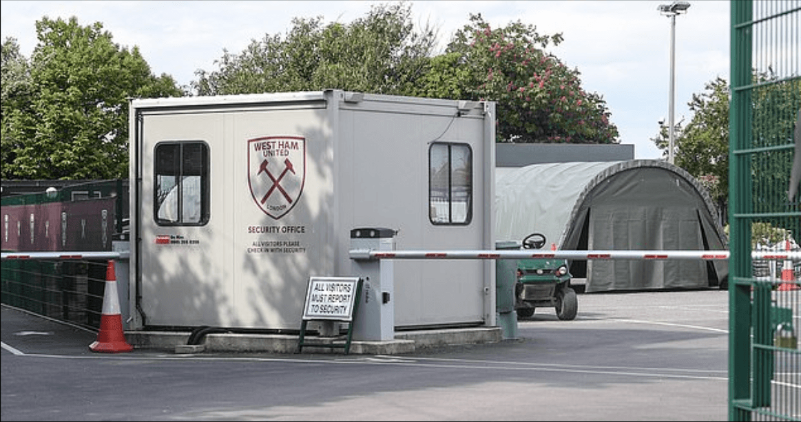 Tendrán puntos de revisión de temperatura en los estacionamientos de los complejos deportivos.