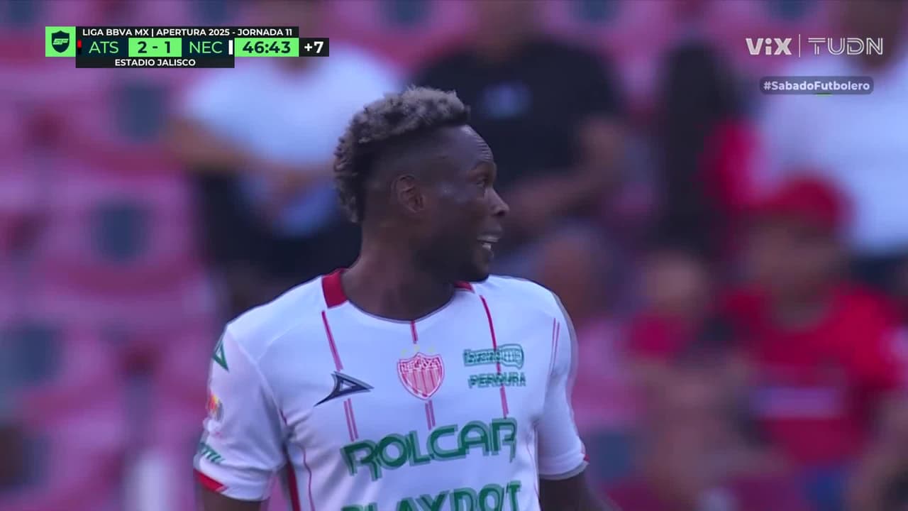 ¡Qué hiciste ,Cambindo! Por poco lo empata con un golazo pero el balón se va por un costado
