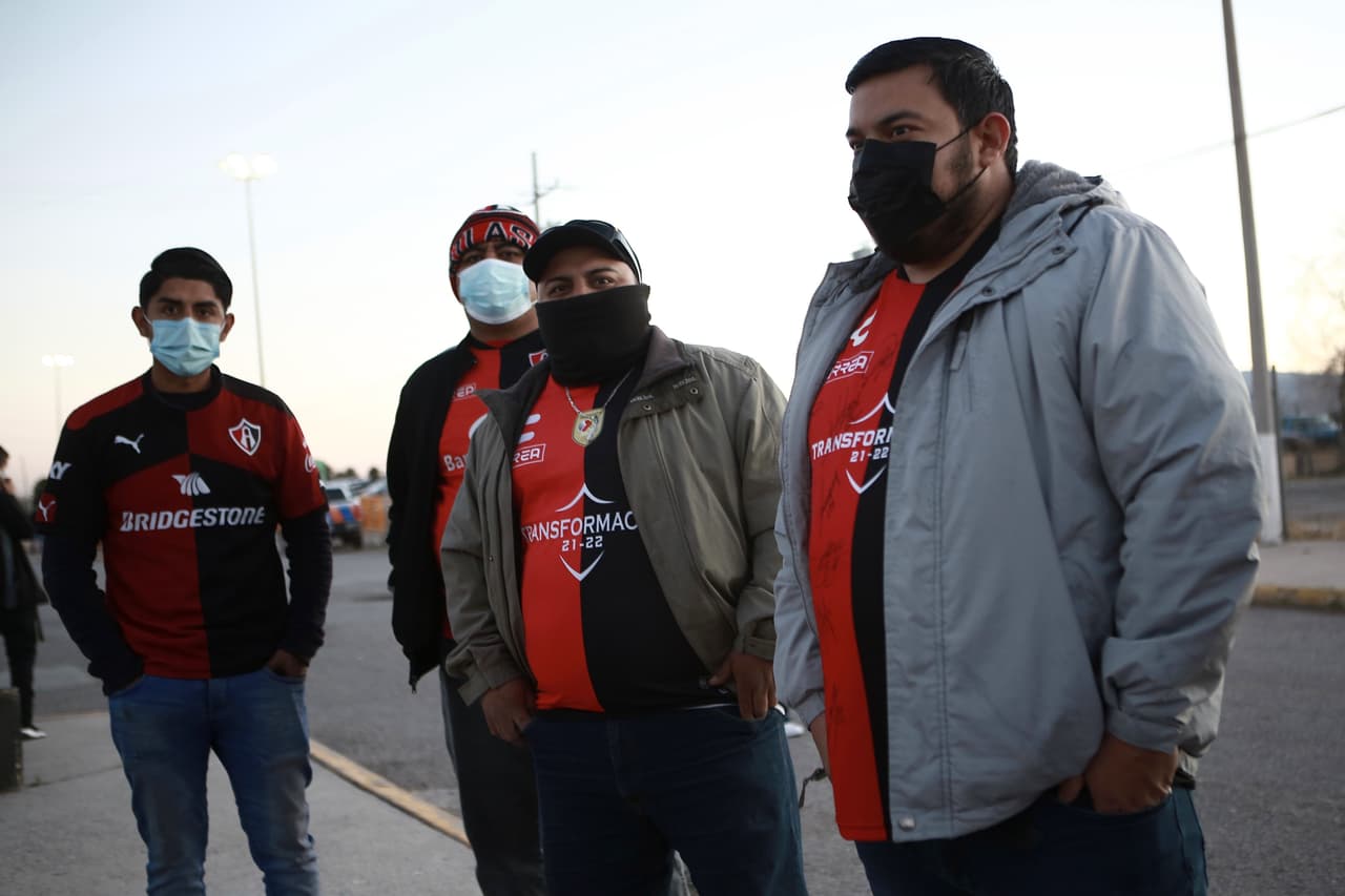 Gracias a los goles de Furch y Quiñones, Atlas le pega a unos alicaídos Bravos de Juárez que ya suman 5 partidos sin conocer la victoria y que ponen al Tuca en la ‘cuerda floja’.