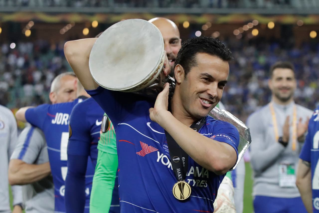 Pedro Rodríguez | En 2015 dejó a los culés para formar parte del Chelsea. Su valor aproximado en el mercado es de 10.3 millones de dólares. Con el cuadro inglés ha conquistado la Premier League, la FA Cup y una UEFA Europa League. Aunque probablemente hayan pasado sus días de gloria, aún le queda camino por recorrer.