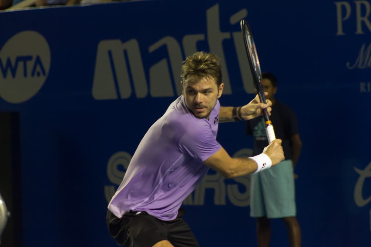 Uno de los grandes favoritos, y quien se está convirtiendo en uno de los preferidos de la afici´ón en México, Stan Wawrinka, brindó una sólida actuación de nueva cuenta.