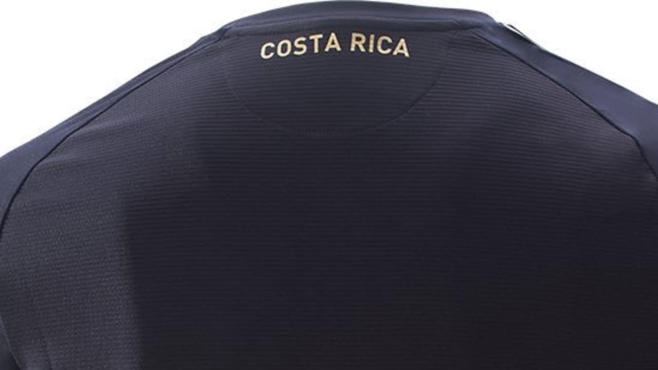 Los Ticos tendrán una piel de lujo en la Copa Oro 2019. Su nueva playera es negra con detalles dorados y ha sido promocionada con la leyende "Oro Soy". El equipo que lidera Keylor Navas buscará levantar su cuarto título continental.