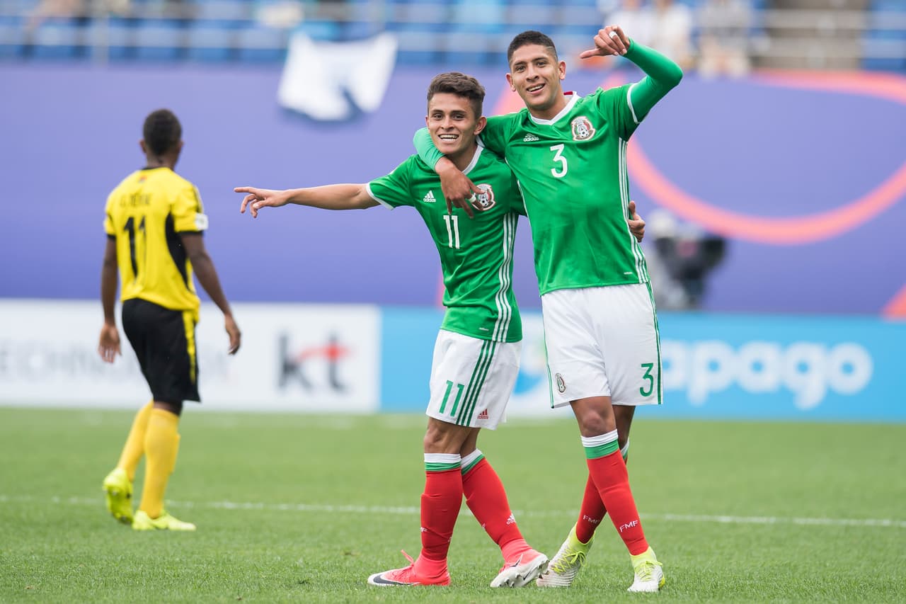 El tanto llenó de tranquilidad a los latinoamericanos para manejar con calma el encuentro y dominar a los de Oceanía.