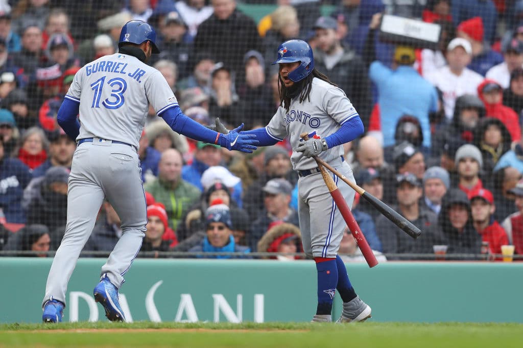 El shortstop venezolano Freddy Galvis se fue de 5-2 con un par de remolcadas para la causa de los Blue Jays.