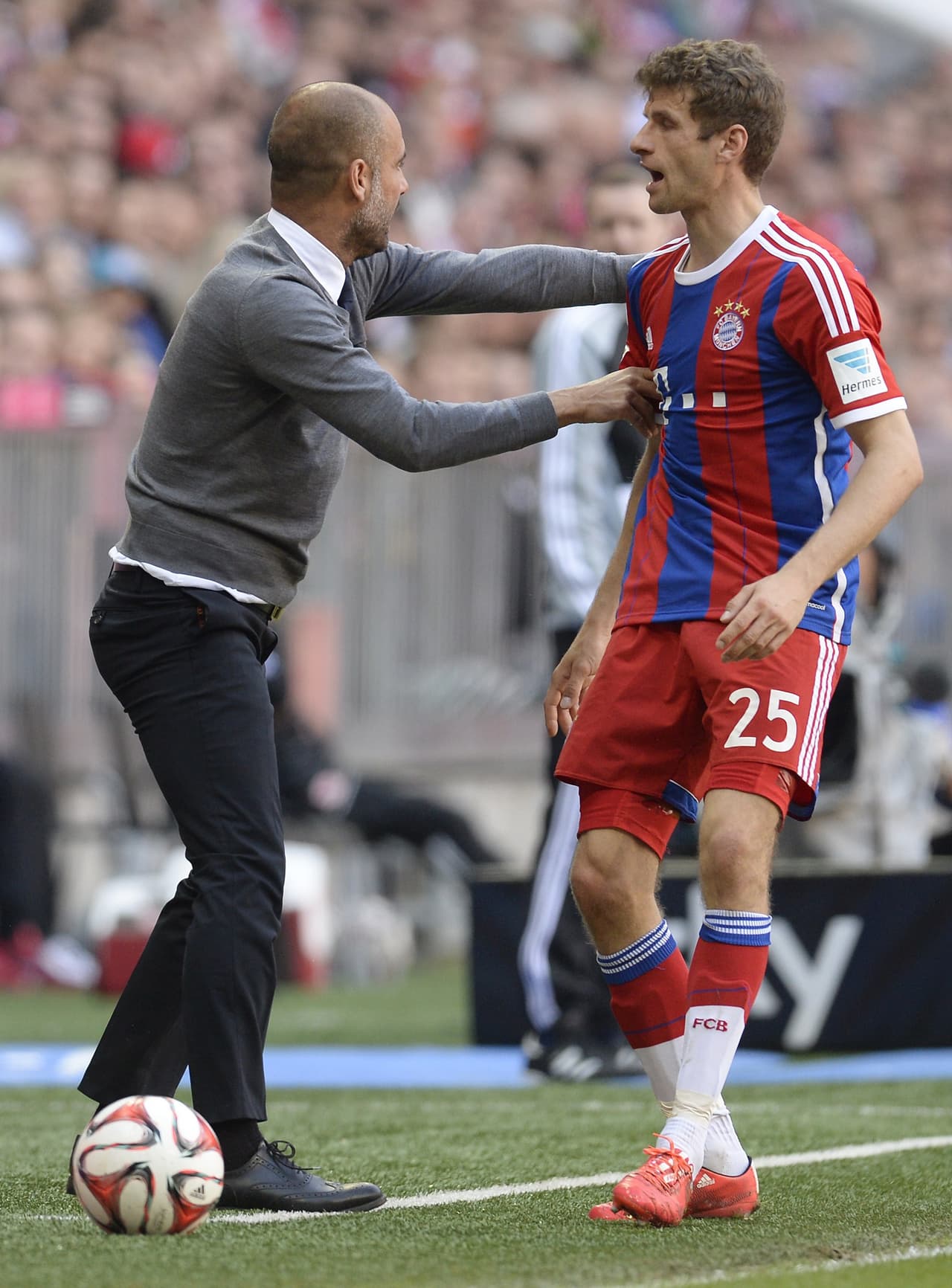 Guardiola y Müller discuten a gritos en la práctica del Bayern
