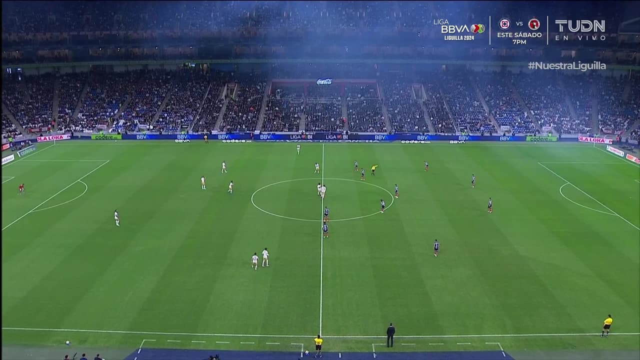 ¡Arranca el partido! Rayados vs. Pumas en directo aquí