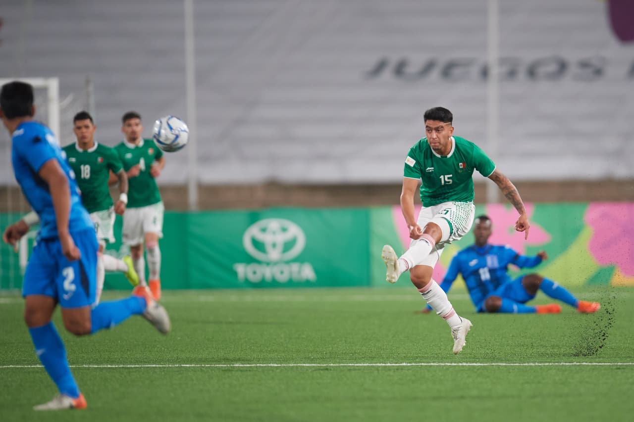 México no logró mantener su ventaja 1-0 y cayó 4-2 en penales.