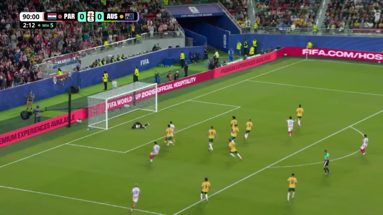 ¡TIRO ATAJADO! disparo por Tete Yengi.