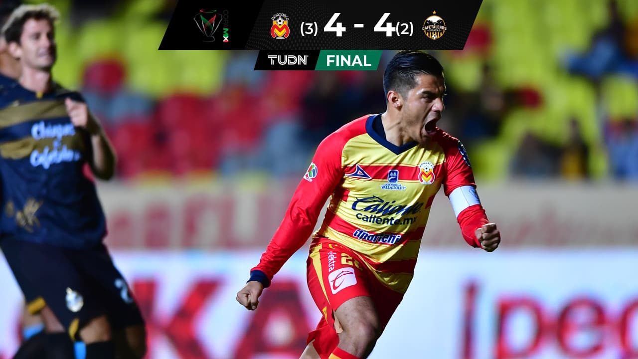 Monarcas remonta tres goles y elimina en penales a Cafetaleros