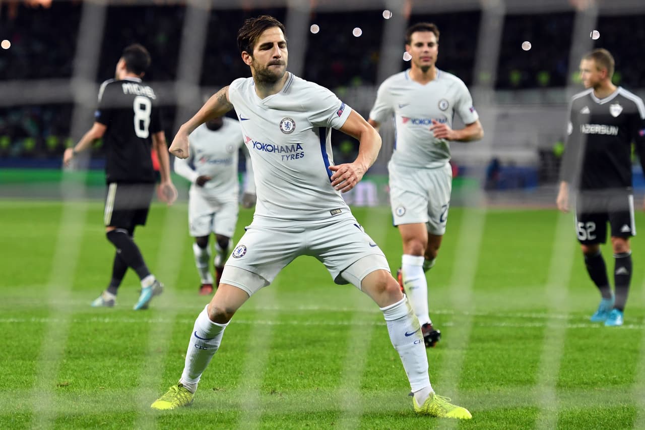 Chelsea goleó 0-4 de visitante al sorpresivo Qarabag para confirmar su liderato en el grupo C y confirmar su cupo en los octavos de final de la Champions League.