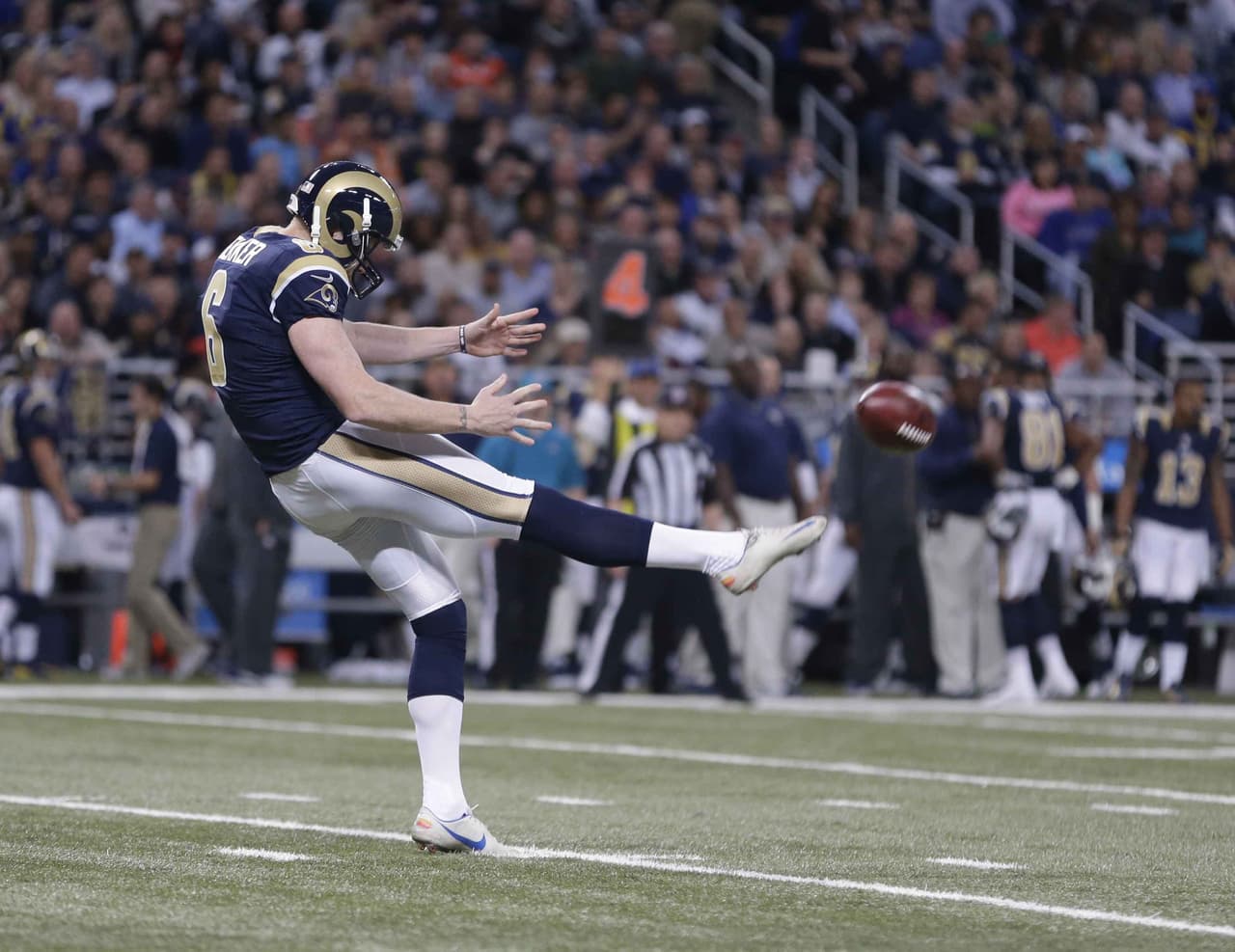 Pateador de despeje: Johnny Hekker, St. Louis Rams.