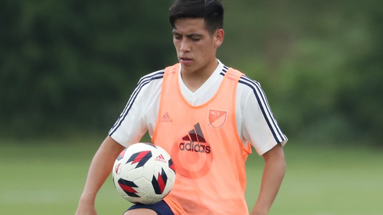Ezequiel Barco se queda con las ganas de enfrentar a Cristiano Ronaldo en el MLS All-Star Game