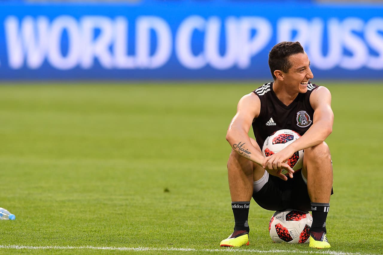 Andrés Guardado será uno de los elementos claves en este esquema con su juego de ida y vuelta.