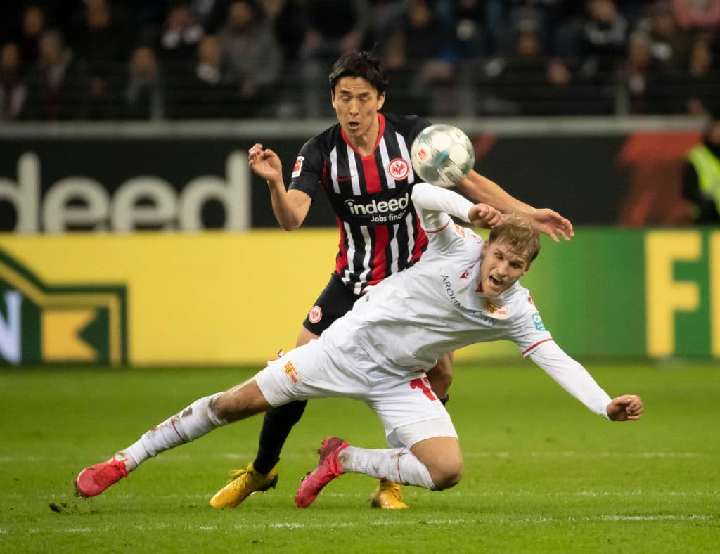 El Union Berlín le pegó 1-2 al Eintracht con goles de Andersson y autogol de N'Dicka; Hübner marcó por los locales.