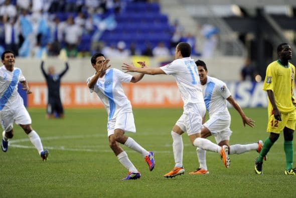 Al minuto 16 José del Aguila abrió el marcador para Guatemala y dio lugar al inicio de la fiesta chapina.