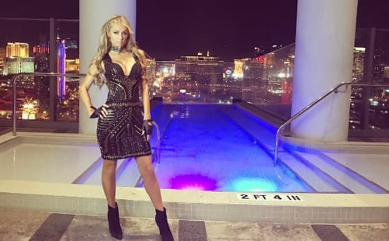 Le empresaria, cantante, modelo, diseñadora y actriz, presume su silueta en las redes sociales.