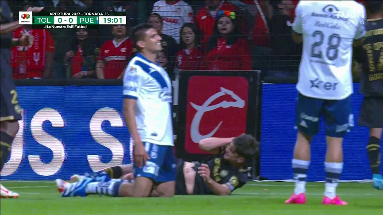 ¡TIRO ATAJADO! disparo por Daniel Álvarez.