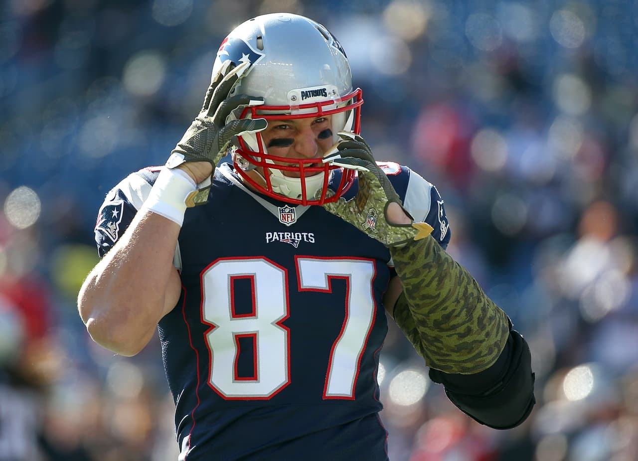 Los Patriots arrollaron a los Redskins 27-10 para mantener la racha ganadora de 8-0 en la temporada. Checa las mejores tomas del partido.