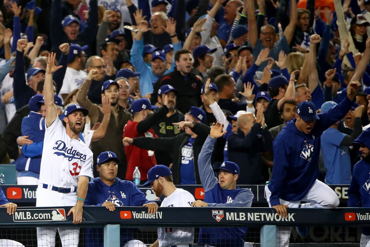 Este miércoles los aficionados angelinos abarrotarán el Dodger Stadium para vivir la más grande fiesta del deporte: el Juego 7 de la Serie Mundial.