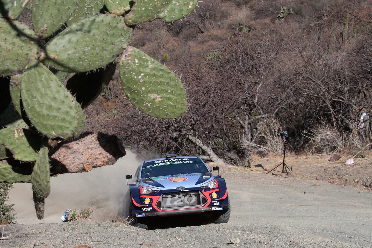 Entre los bellos paisajes en Guanajuato y la rudeza de los caminos, se lleva a cabo el Rally de México, que es la tercera fecha del campeonato mundial. Asi fue la intensidad de la primera jornada.