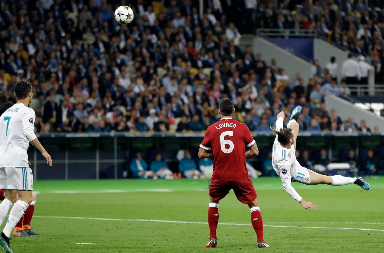 Mientras caía Bale, la expectativa era grande. El portero del Liverpool estaba vencido.