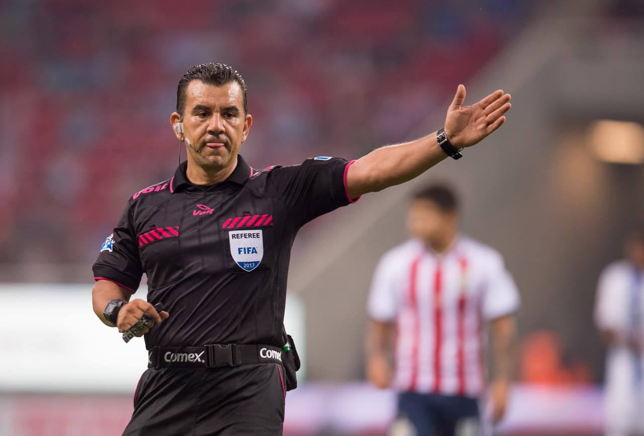 El árbitro del encuentro fue el mexicano Paul Delgadillo.