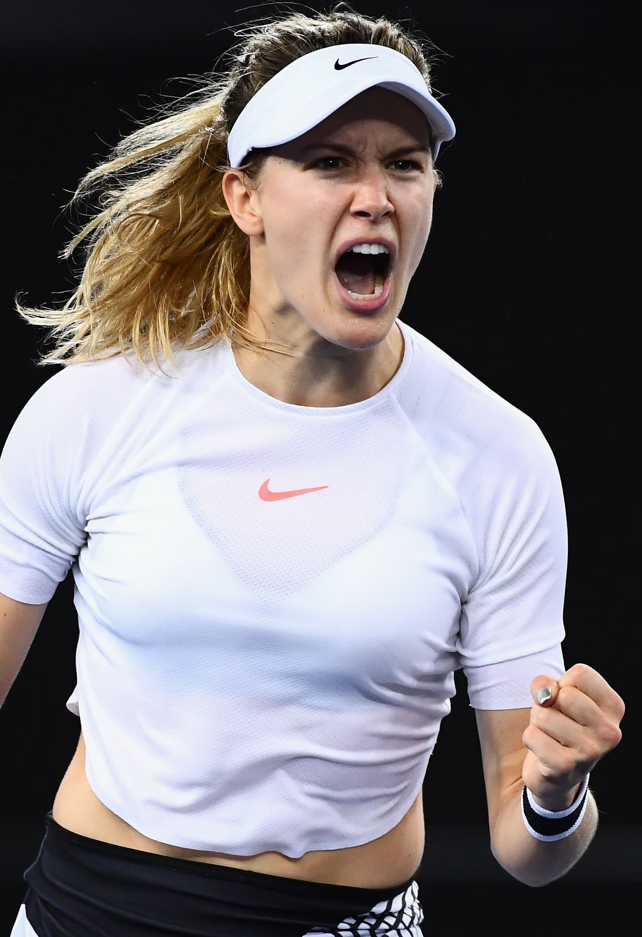 Es su quinto Australian Open y pasó a segunda ronda tras vencer a Louisa Chirico 6-0, 6-4; además mostró que, aparte de su talento, sobresale por su belleza, con un rostro angelical y un cuerpo escultural al servicio del deporte blanco.