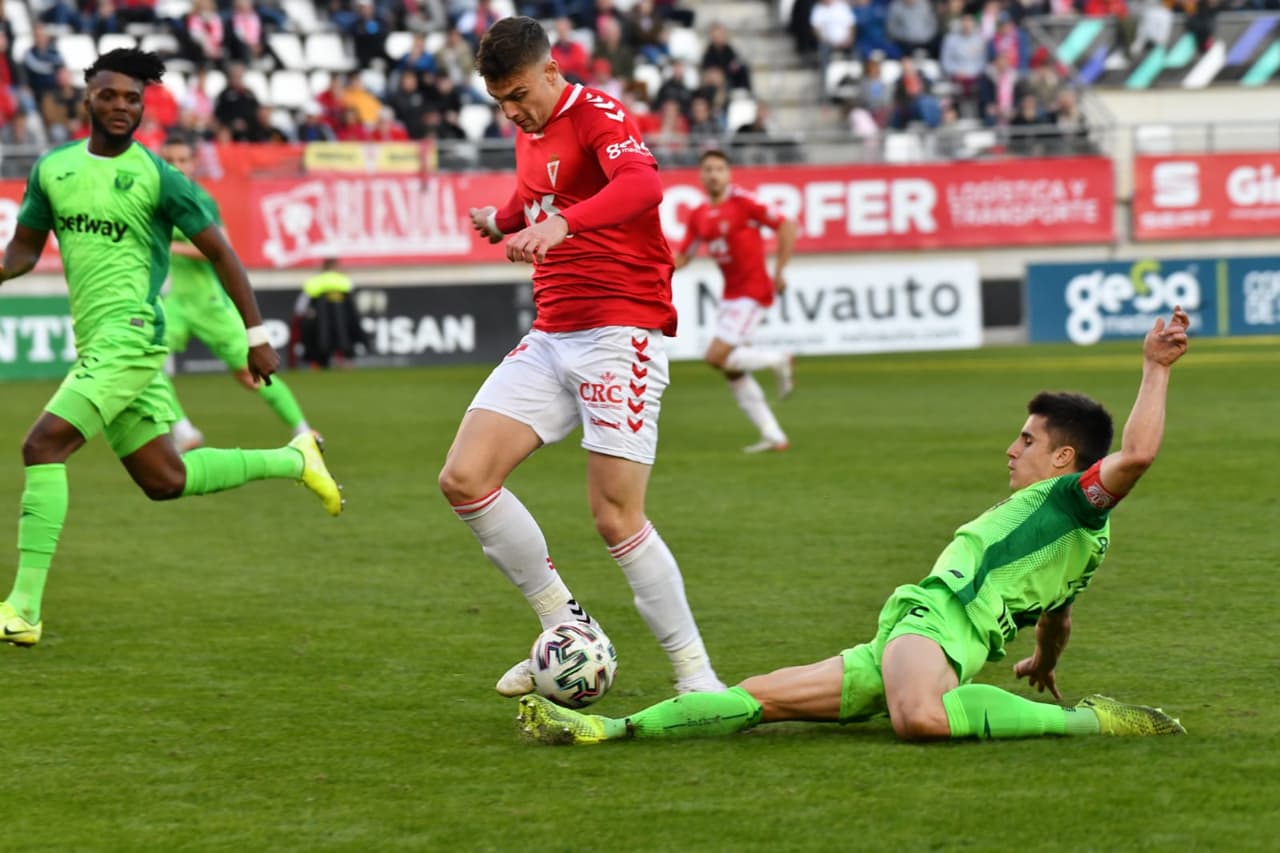 Guido Carrillo (36’, 76’) y Martin Braithwaite (62’, 69’) anotaron los goles del encuentro.
