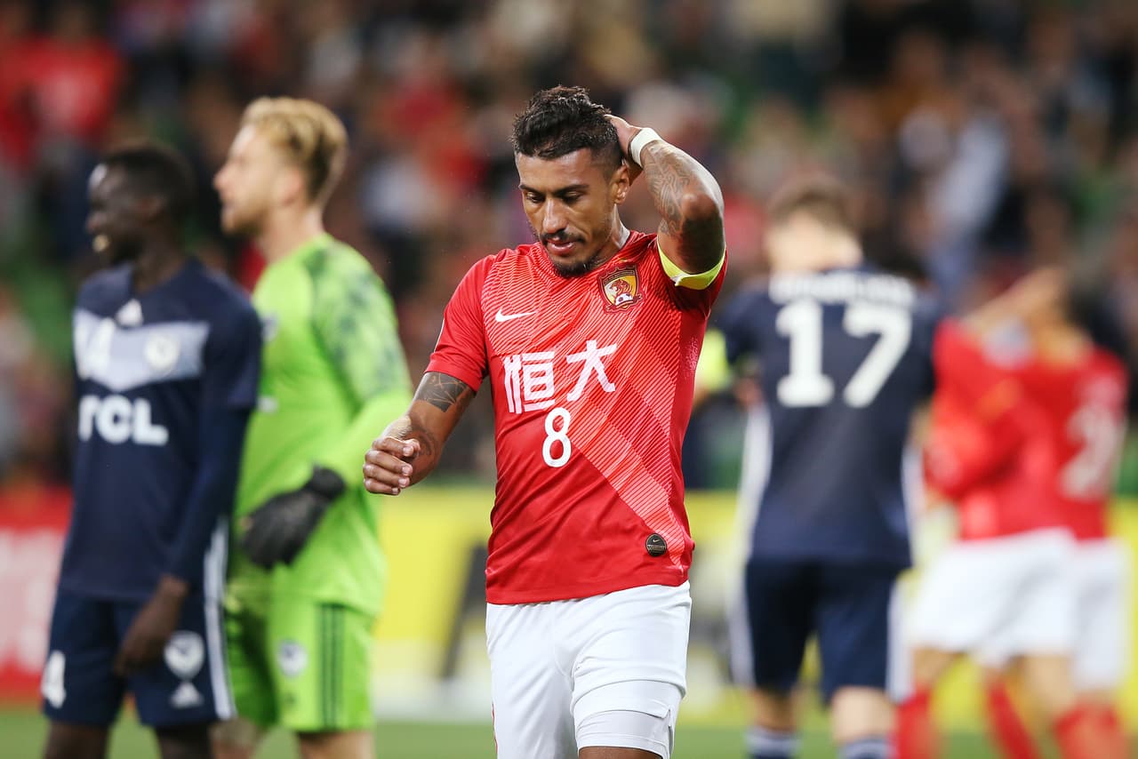 3. Paulinho - El Guangzhou pagó 50 millones de euros.