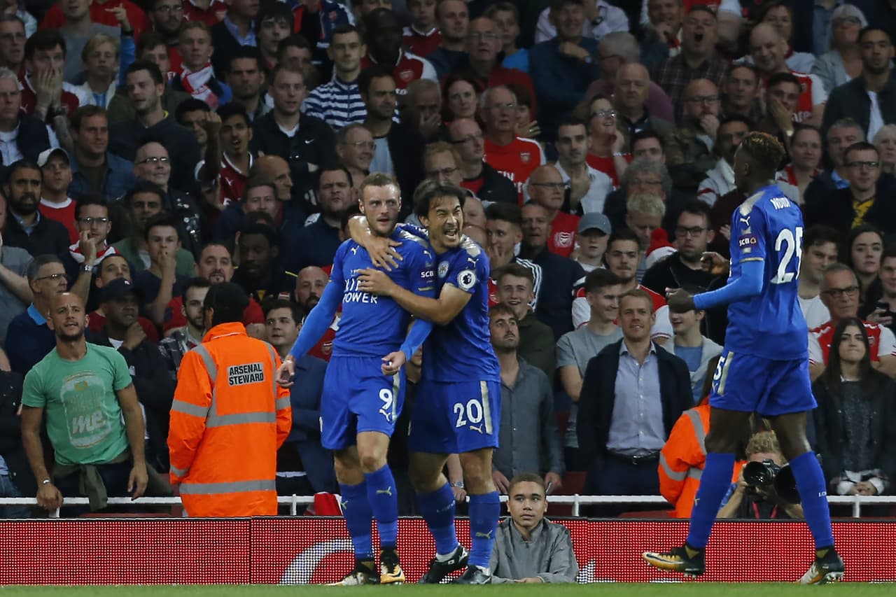 Una gran descolgada por izquierda de Albrighton que el delantero inglés culminó con un remate seco en el área chica.