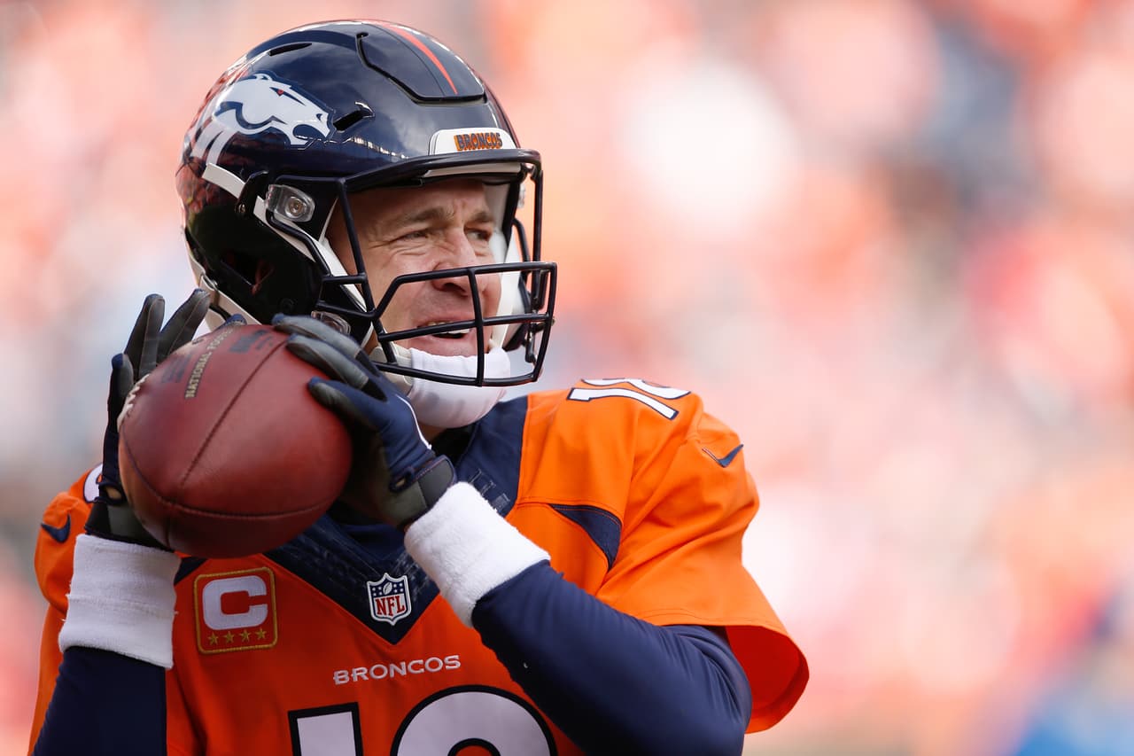39 los años que tiene Peyton Manning como quarterback abridor del Super Bowl 50.
