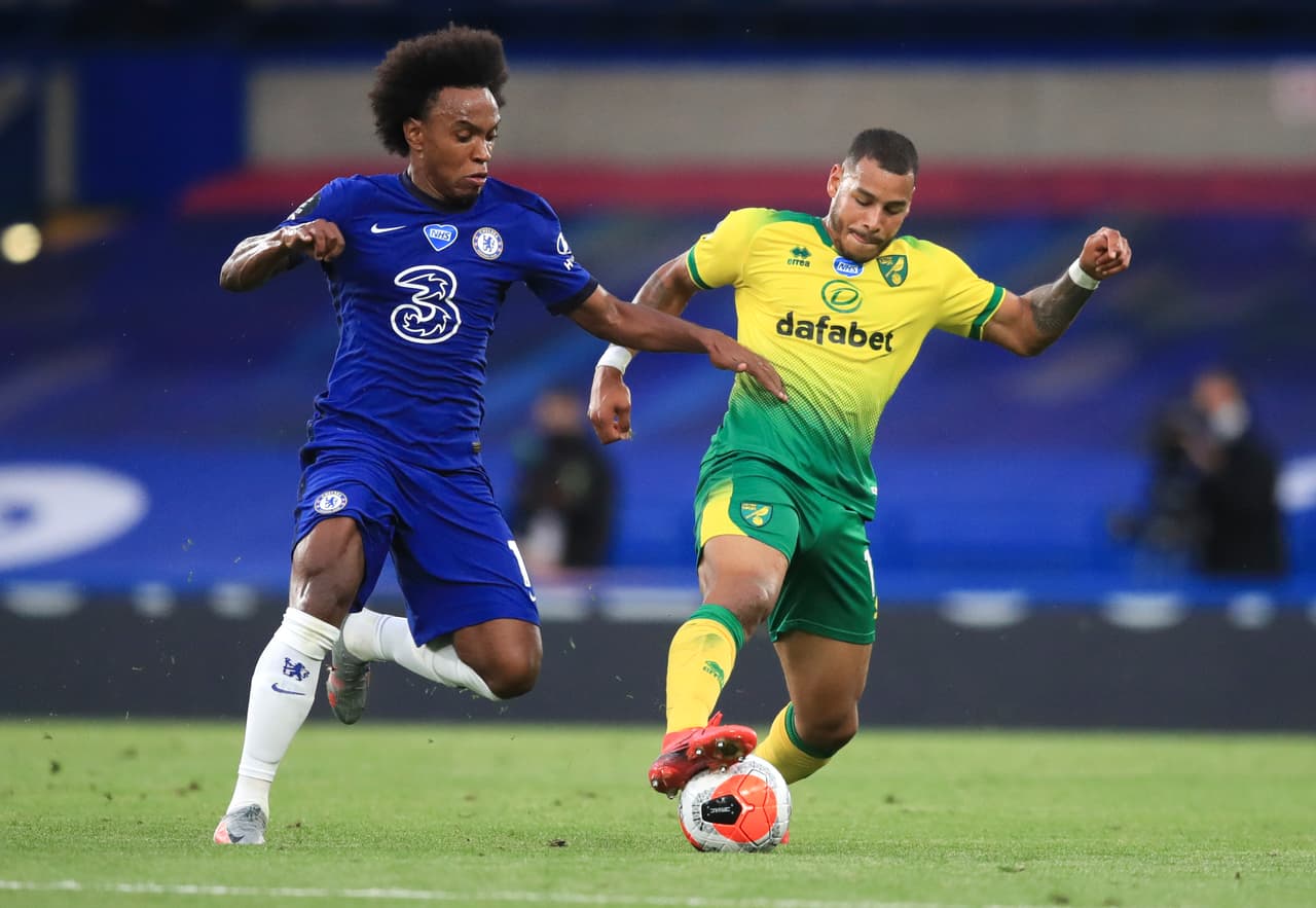 Como se esperaba, los primeros 15 minutos Chelsea demostró su poderío sobre Norwich.