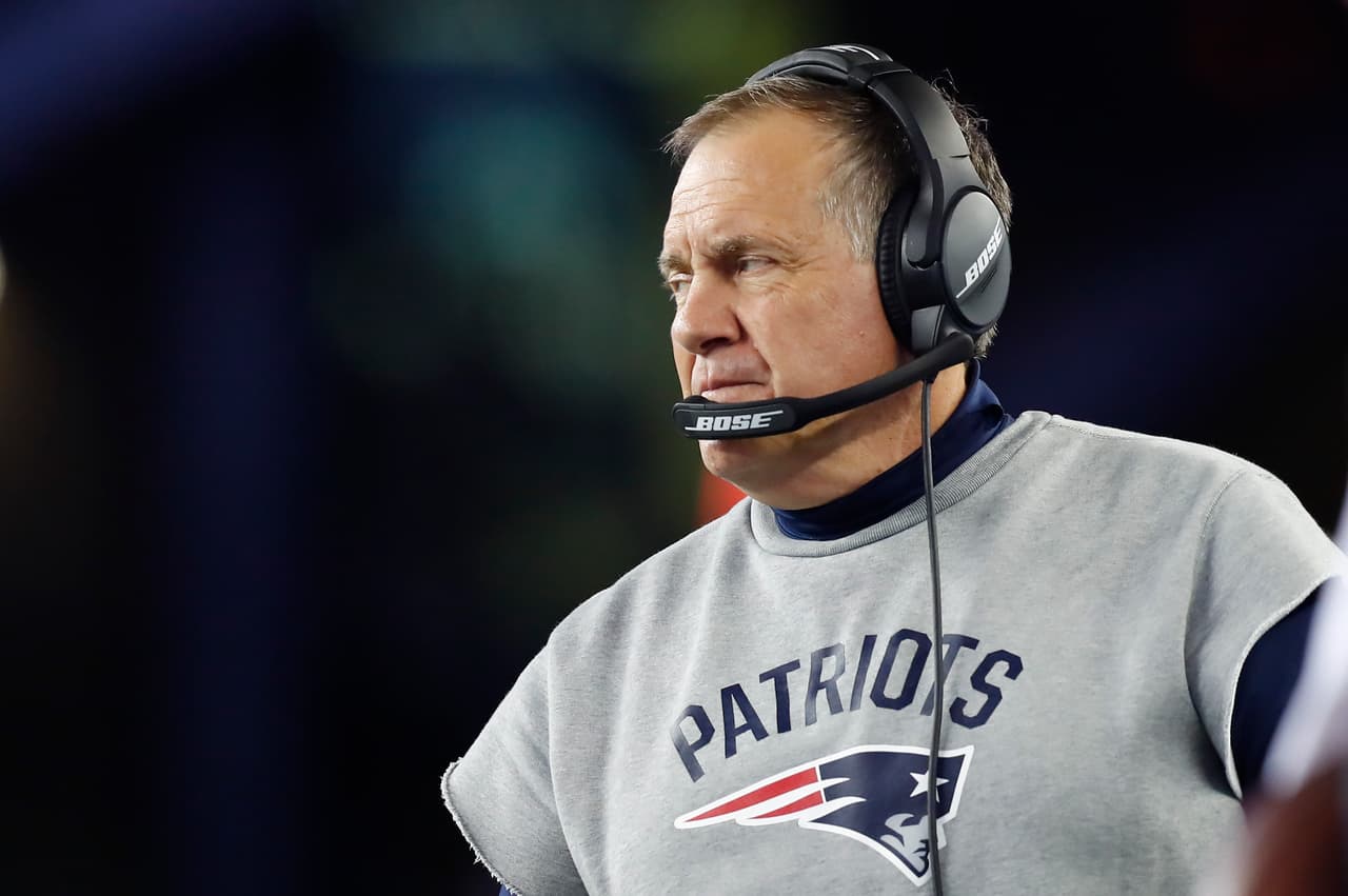 New England Patriots head coach Bill Belichick on the sidelines during a Week 3 NFL football game against the Houston Texans on Thursday, Sept. 22, 2016 in Foxborough, Mass. The Patriots beat the Texans 27-0. (Matt Patterson via AP)