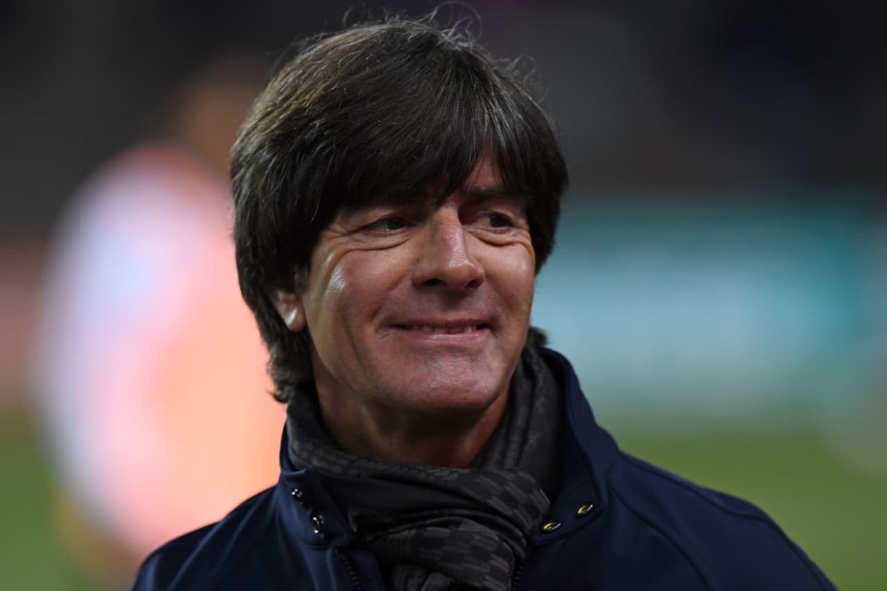 Joachim Low ahora prepara el juego amistoso de este martes ante Dinamarca y luego tendrán descanso para regresar a la eliminatoria en julio ante San Marino.