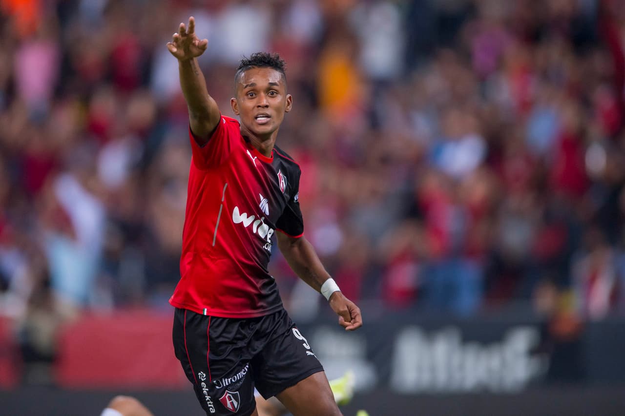 Fidel Martínez, delantero de Atlas: 3,500,000 de euros (aproximadamente 4,074,000 dólares).