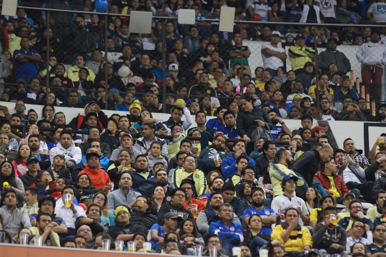 Sin embargo, sobre el final las cosas se calentaron y varios de los fanáticos se enfrascaron en una pelea.