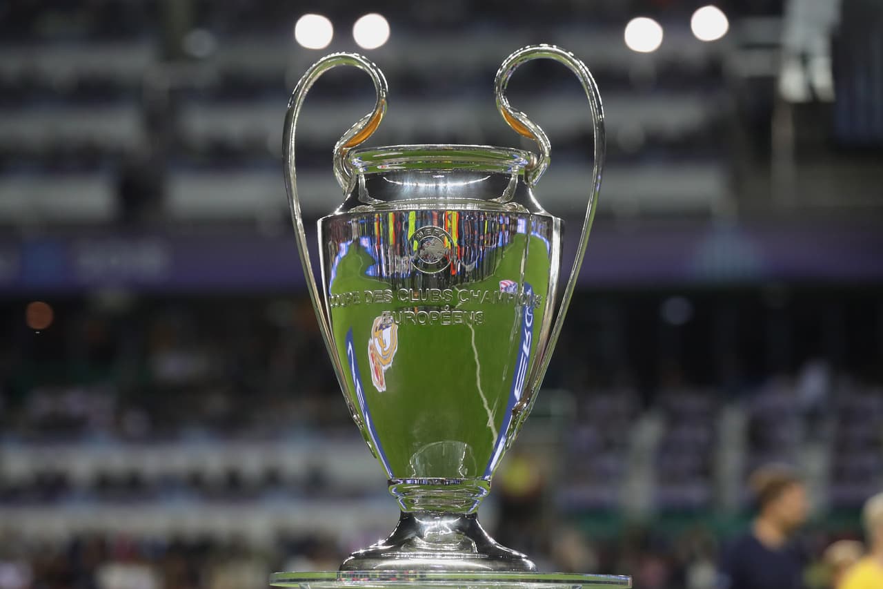Sin embargo, si se habla de las más deseadas de Europa se debe hacer un capítulo especial para el trofeo de la Champions League, una de las más soñadas en el Viejo Continente a final de temporada.