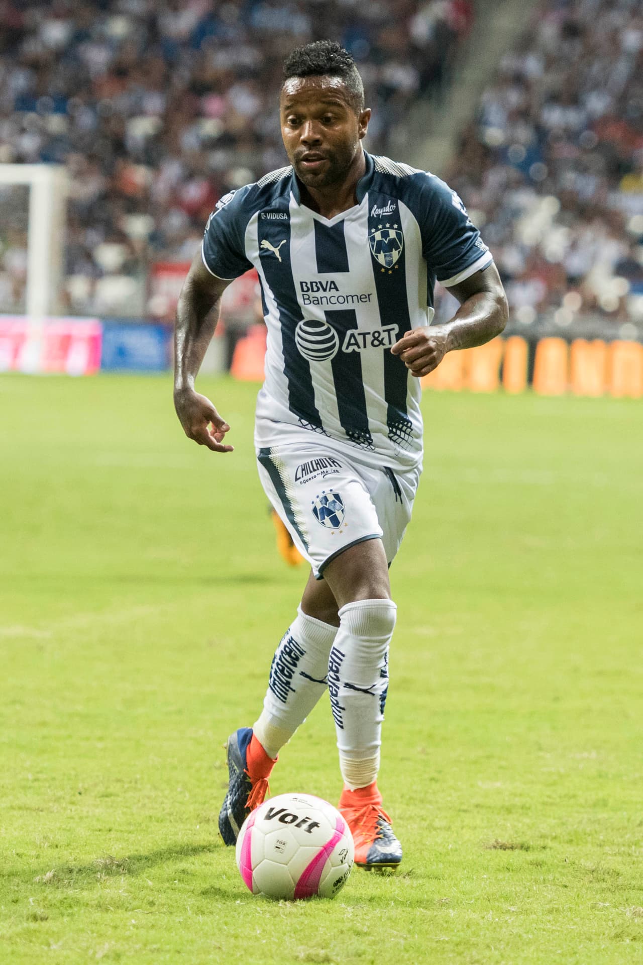 011 Dorlan Pabón - Monterrey: Aportó 8 puntos en la jornada.