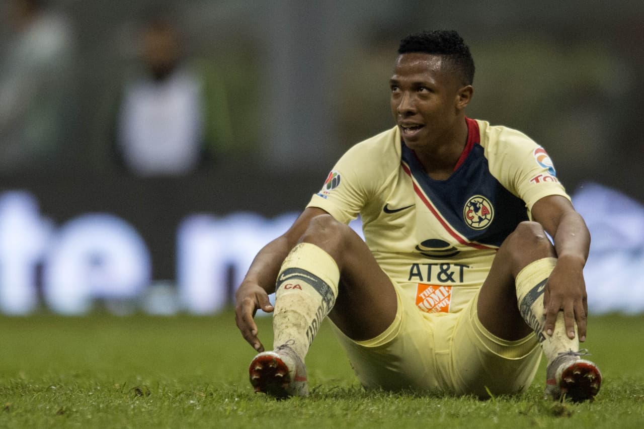 Las condiciones del terreno del estadio Azteca por su nuevo pasto híbrido lleva a que América y Cruz Azul evalúen buscar escenarios para darle reposo al del Coloso de Santa Úrsula.