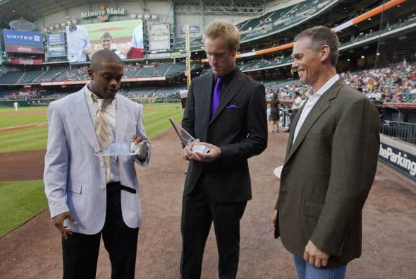 El ex jugador de los Astros se convierte en el primer jugador de ese equipo en ser inducido al Salón de la Fama del beisbol ¡felicidades! 