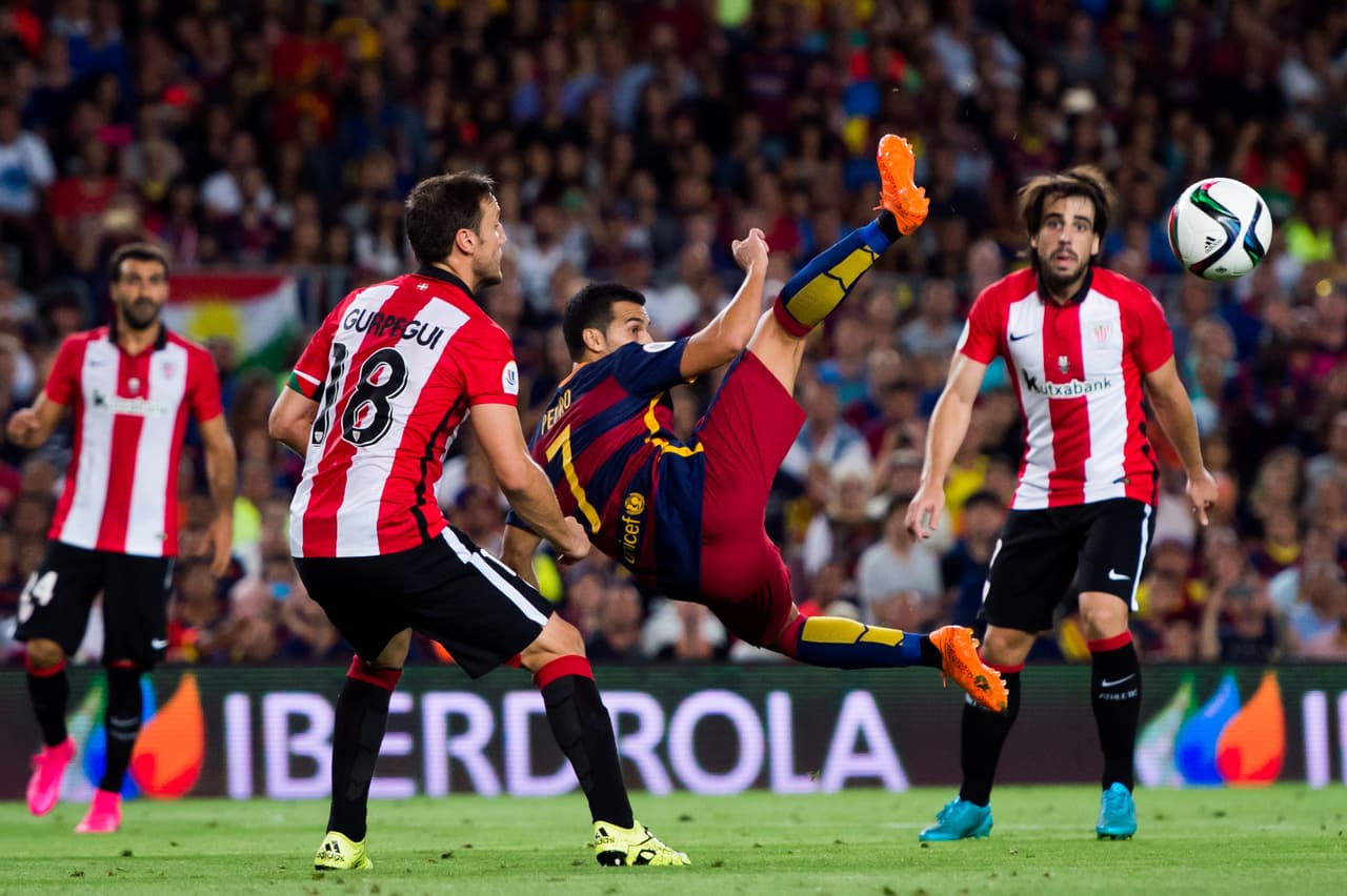 La maquinaría del Barcelona saltó al Camp Nou con la idea de remontar un 4-0 que se llevaron en el juego de ida.