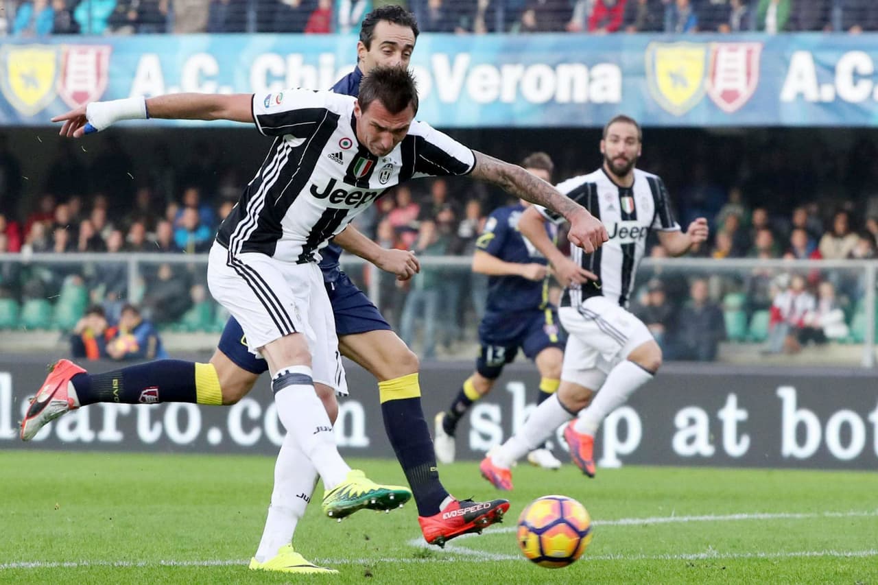 Mario Mandzukic abrió el marcador para la Juve.