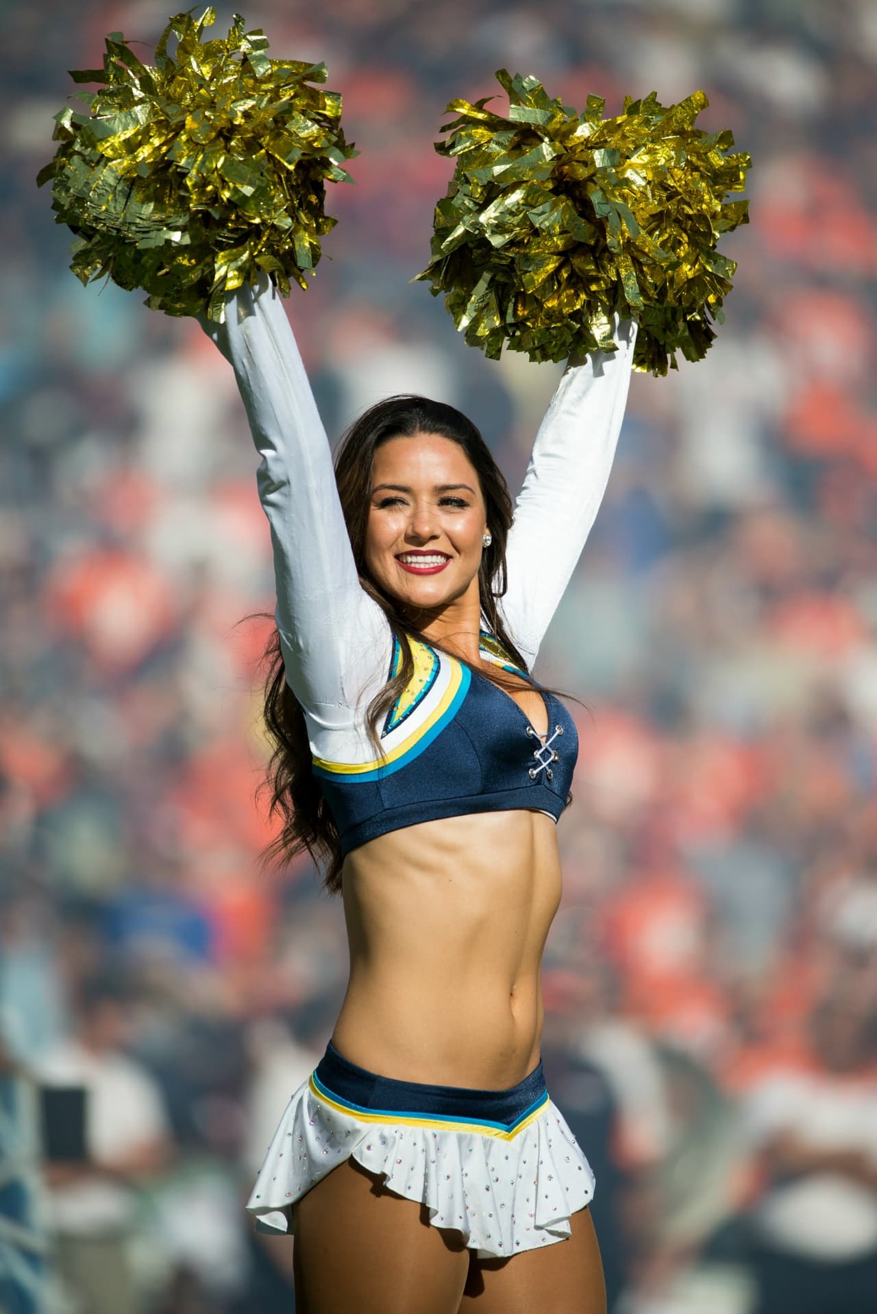 Qué cosa más linda las porristas de los San Diego Chargers. Checa lo mejor de ellas en la temporada 2015 de la NFL.