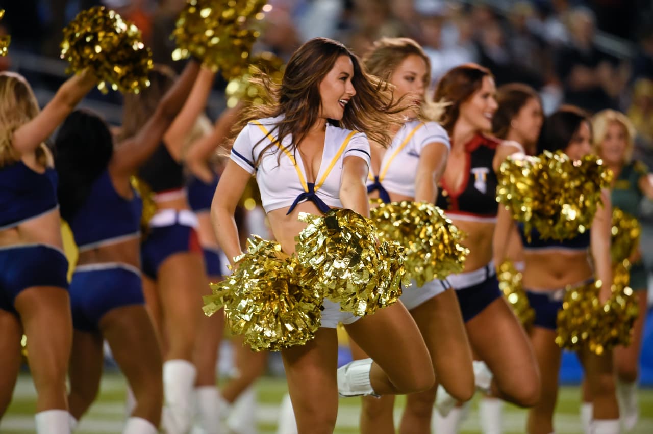 Qué cosa más linda las porristas de los San Diego Chargers. Checa lo mejor de ellas en la temporada 2015 de la NFL.