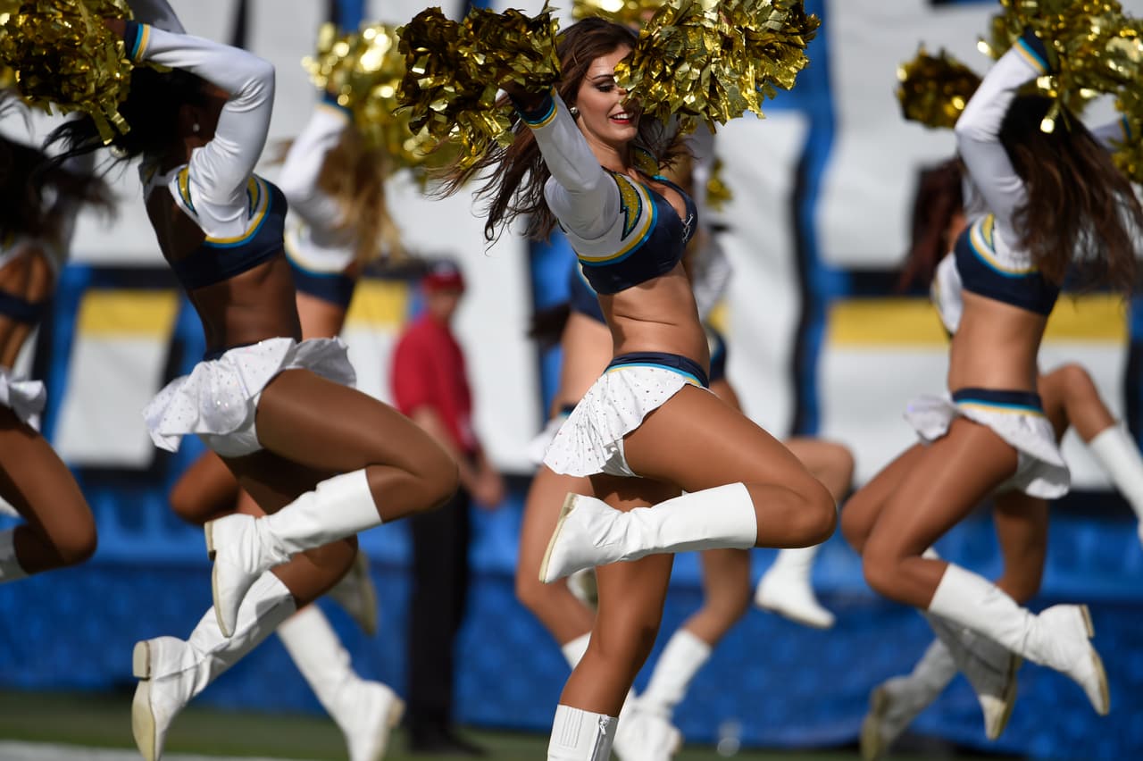 Qué cosa más linda las porristas de los San Diego Chargers. Checa lo mejor de ellas en la temporada 2015 de la NFL.