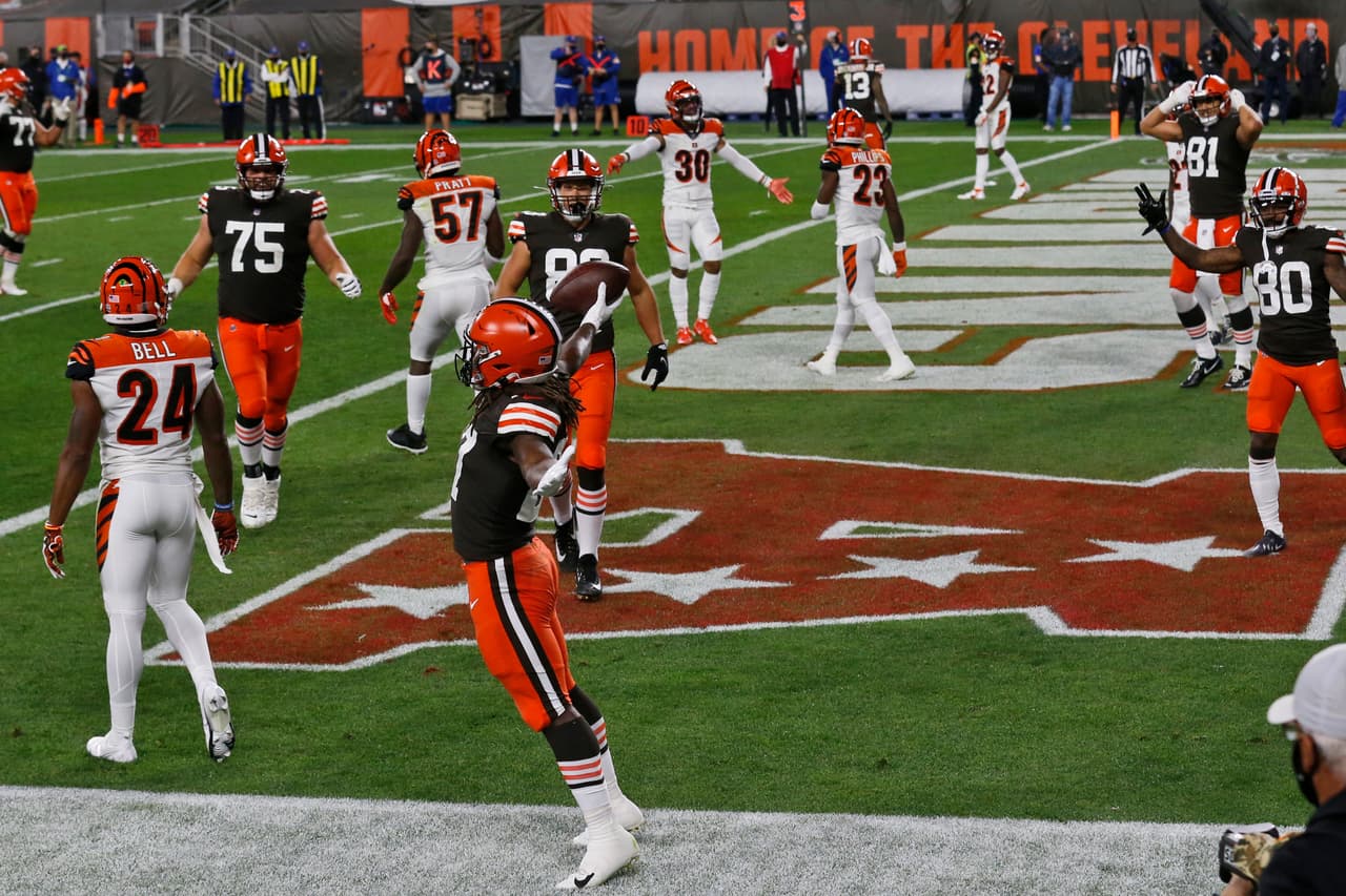 Los Cincinnati Bengals se quedan cortos y caen 30 - 35 frente a los Cleveland Browns.