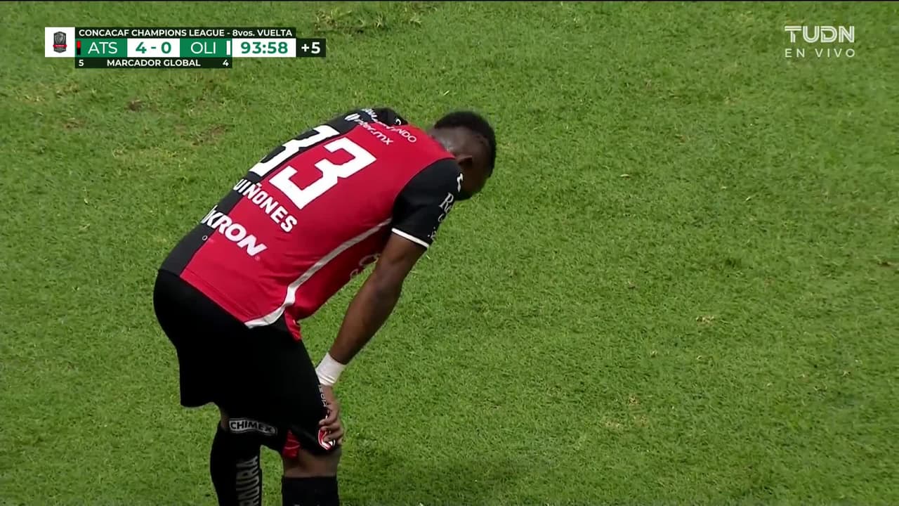 ¡TIRO ATAJADO! disparo por Jorge Benguché.